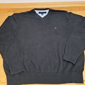Men's M Tommy Hilfiger Black V-Neck Sweater